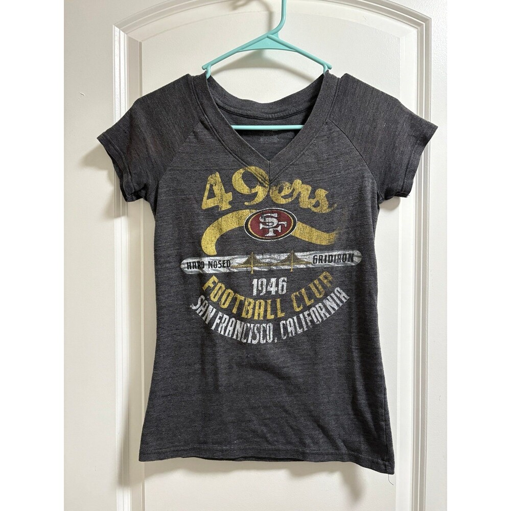 San Francisco 49ers NFL Women's V-Neck‎ Short Sleeve T-Shirt S